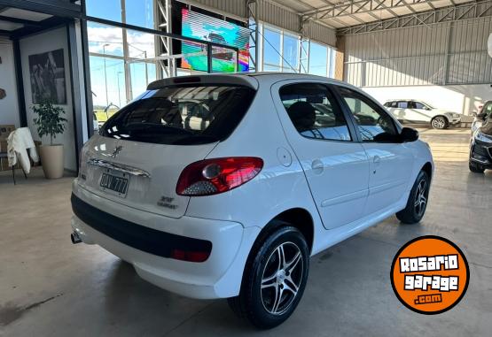 Autos - Peugeot PEUGEOT 207 1.4 COMPACT A 2014 Nafta 97880Km - En Venta