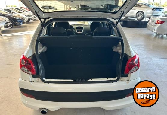 Autos - Peugeot PEUGEOT 207 1.4 COMPACT A 2014 Nafta 97880Km - En Venta