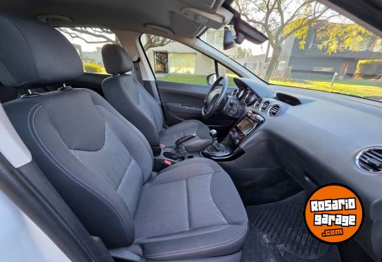 Autos - Peugeot 408 2021 Diesel 107000Km - En Venta