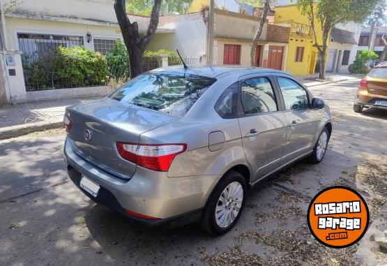 Autos - Fiat Grand Siena 2013 Nafta 200000Km - En Venta