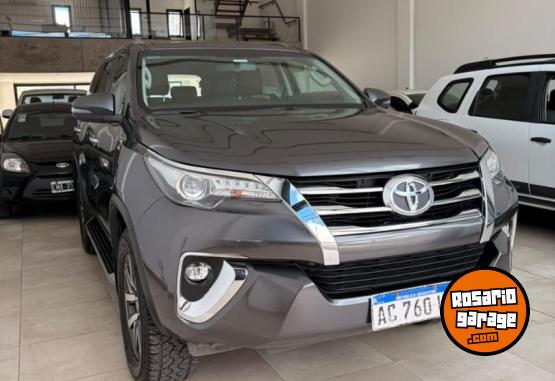 Camionetas - Toyota SW4 SRX 2018 Diesel 215000Km - En Venta