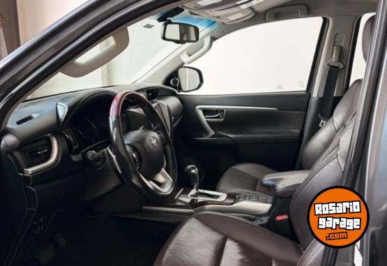 Camionetas - Toyota SW4 SRX 2018 Diesel 215000Km - En Venta