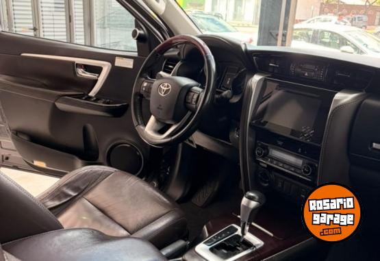 Camionetas - Toyota SW4 SRX 2018 Diesel 215000Km - En Venta
