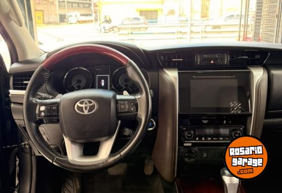 Camionetas - Toyota SW4 SRX 2018 Diesel 215000Km - En Venta