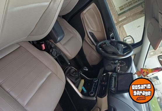 Camionetas - Ford Eco Sports Titanium 2018 Nafta 128000Km - En Venta