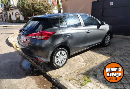 Autos - Toyota Yaris 2023 Nafta 19000Km - En Venta
