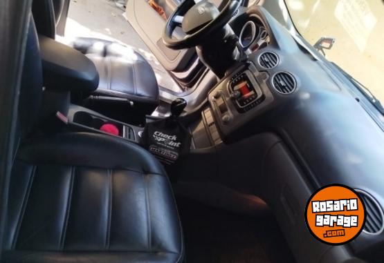 Autos - Ford Focus 2009 Nafta 230000Km - En Venta