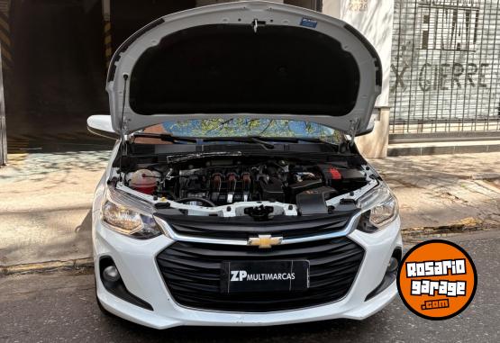 Autos - Chevrolet Ónix 2021 Nafta 100000Km - En Venta