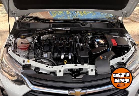 Autos - Chevrolet Ónix 2021 Nafta 100000Km - En Venta