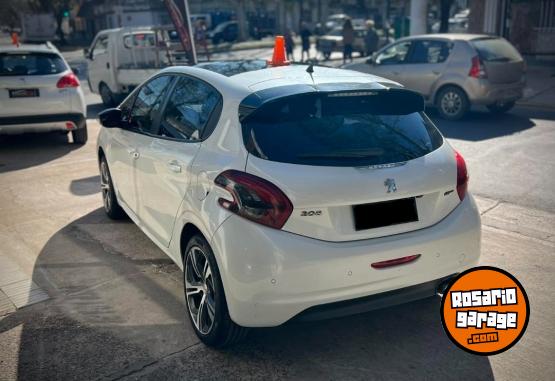 Autos - Peugeot 208 2020 Nafta 66000Km - En Venta
