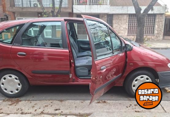 Autos - Renault Scenic 1999 Nafta 150000Km - En Venta