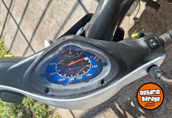 Motos - Honda Biz 2016 Nafta 20800Km - En Venta