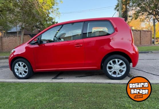 Autos - Volkswagen UP high 2014 Nafta 61000Km - En Venta