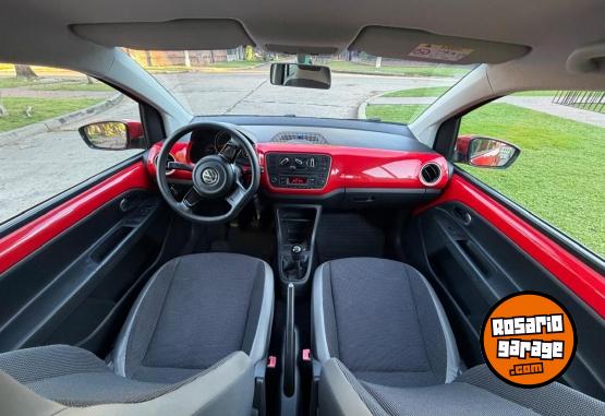 Autos - Volkswagen UP high 2014 Nafta 61000Km - En Venta