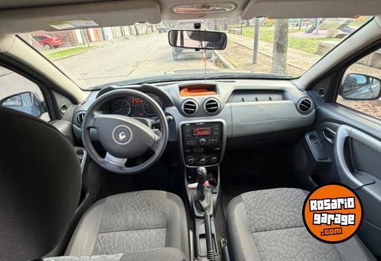 Autos - Renault DUSTER 2013 Nafta 127000Km - En Venta