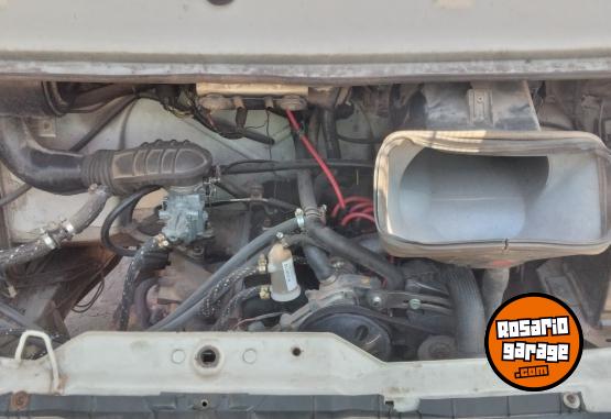 Utilitarios - Renault Trafic corta 1989 GNC 70000Km - En Venta