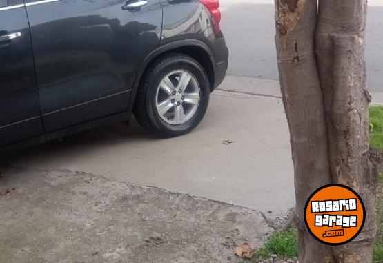 Autos - Chevrolet Tracker 2019 GNC 65000Km - En Venta