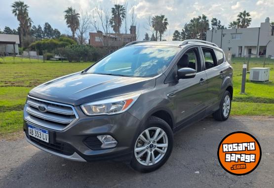 Autos - Ford Kuga 2017 Nafta 77000Km - En Venta