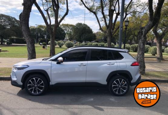 Autos - Toyota Corolla Cross 2025 Nafta 24700Km - En Venta