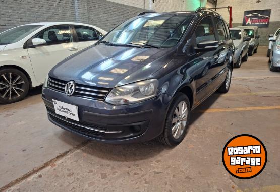 Autos - Volkswagen Suran Trendline 1.6 2012 Nafta 116000Km - En Venta