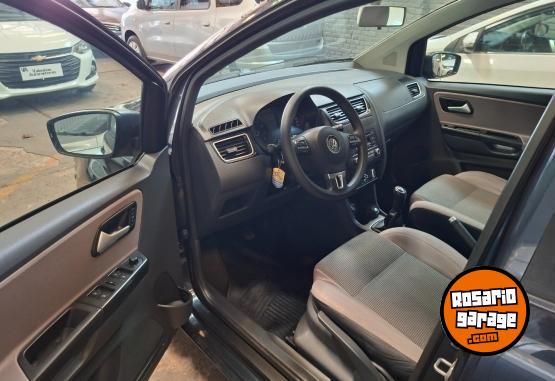 Autos - Volkswagen Suran Trendline 1.6 2012 Nafta 116000Km - En Venta