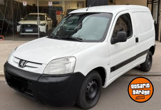 Utilitarios - Peugeot Partner/Confort Furgon 2018 GNC 148000Km - En Venta