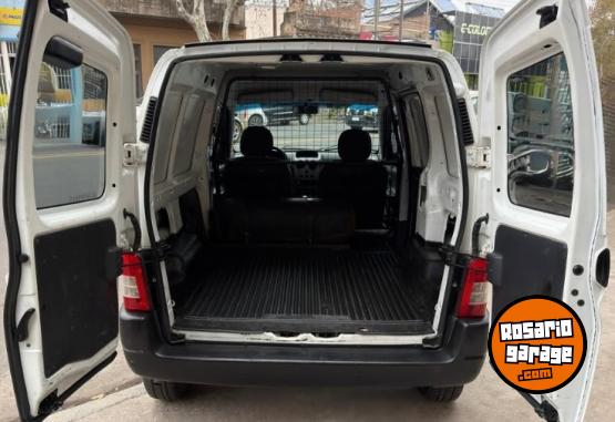 Utilitarios - Peugeot Partner/Confort Furgon 2018 GNC 148000Km - En Venta