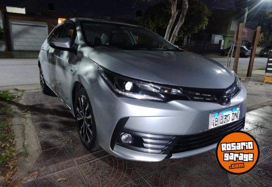 Autos - Toyota Corolla SEG 2017 Nafta 100000Km - En Venta