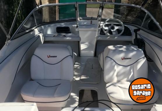 Embarcaciones - LANCHA VISIÓN 460 2015 – MERCURY 60 HP – POWER TRIM – TRAILER - En Venta