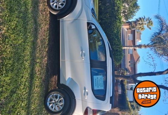 Autos - Fiat Mobi 2017 Nafta 74000Km - En Venta