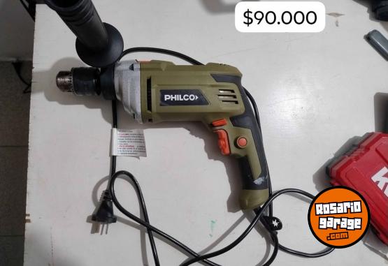 Herramientas - Taladro 900w + juego de mechas - En Venta