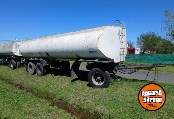 Camiones y Gr�as - Acoplado cisterna Benzi - En Venta