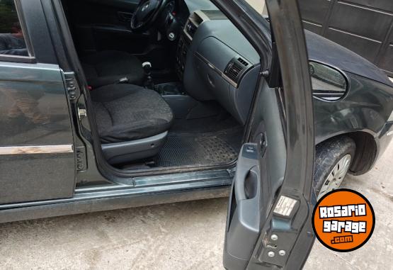 Autos - Fiat Siena 2012 GNC 238000Km - En Venta