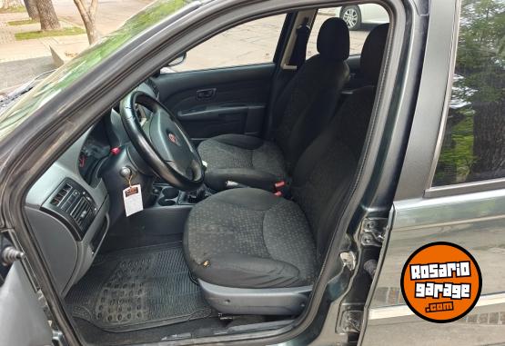 Autos - Fiat Siena 2012 GNC 238000Km - En Venta