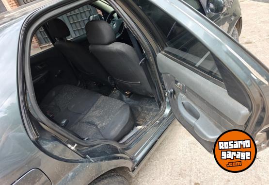 Autos - Fiat Siena 2012 GNC 238000Km - En Venta