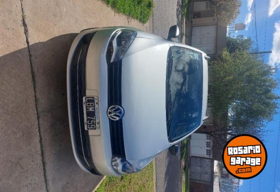 Autos - Volkswagen Suran trendline 2012 Nafta 156000Km - En Venta