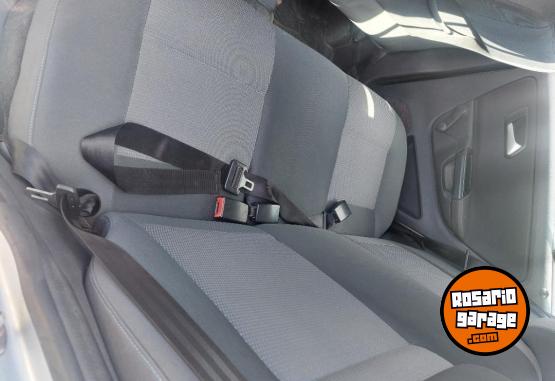 Autos - Volkswagen Suran trendline 2012 Nafta 156000Km - En Venta
