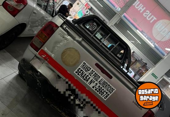 Camionetas - Toyota Hilux 2008 Diesel 400000Km - En Venta