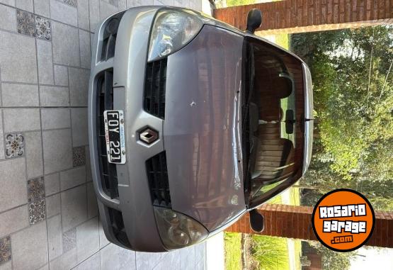 Autos - Renault Clio 2006 Nafta 210000Km - En Venta