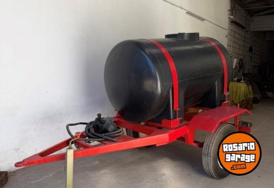 Otros - TANQUE PARA AGUA O COMBUSTIBLE DE 2000 LITROS CON BOMBA - En Venta