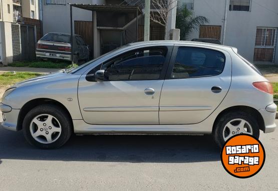 Autos - Peugeot 206 2008 Diesel 180000Km - En Venta