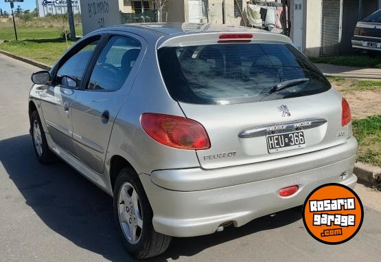 Autos - Peugeot 206 2008 Diesel 180000Km - En Venta