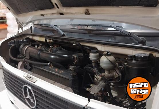 Camiones y Grúas - MERCEDES BENZ - En Venta
