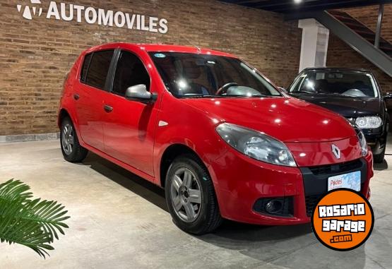 Autos - Renault Sandero 2014 GNC 144000Km - En Venta