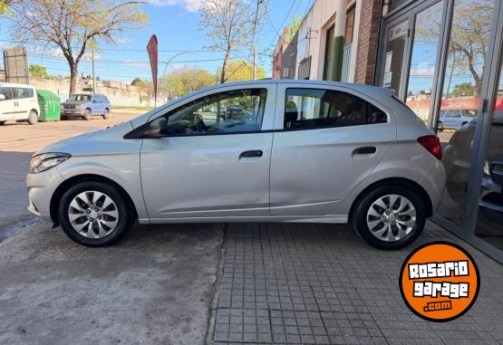 Autos - Chevrolet Ónix LT 2017 Nafta 103000Km - En Venta
