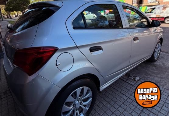 Autos - Chevrolet Ónix LT 2017 Nafta 103000Km - En Venta