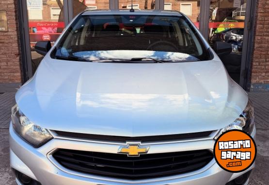 Autos - Chevrolet Ónix LT 2017 Nafta 103000Km - En Venta