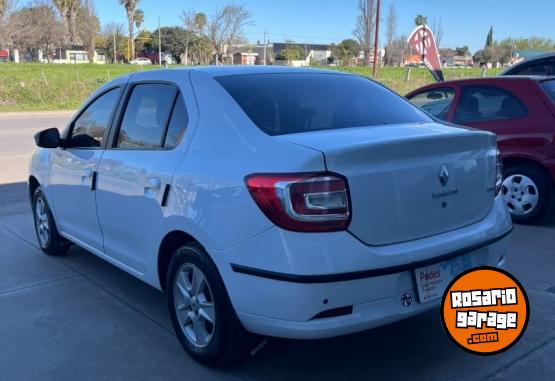 Autos - Renault Logan 2019 GNC 118000Km - En Venta
