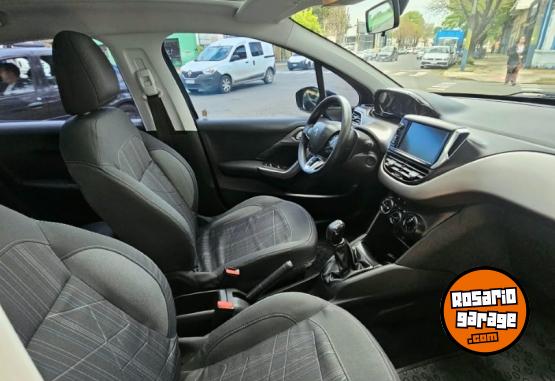 Autos - Peugeot 208 ALLURE NAV TOUCH 1.6N 2016 GNC 99000Km - En Venta