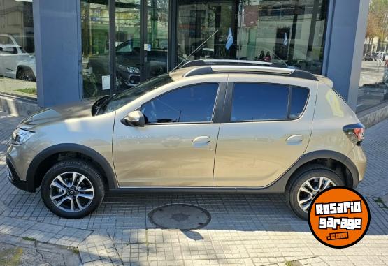 Autos - Renault SANDERO STEPWAY INTENS CV 2025 Nafta 600Km - En Venta